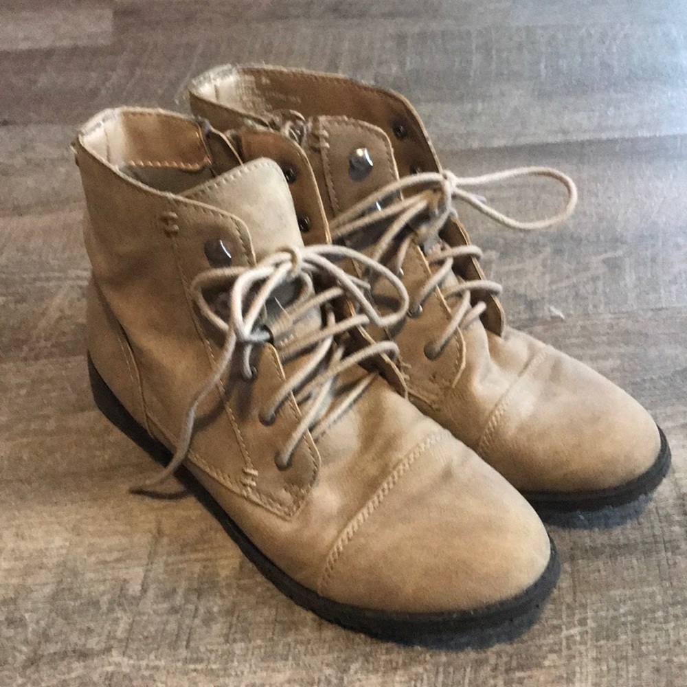 Madden Girl Boots
